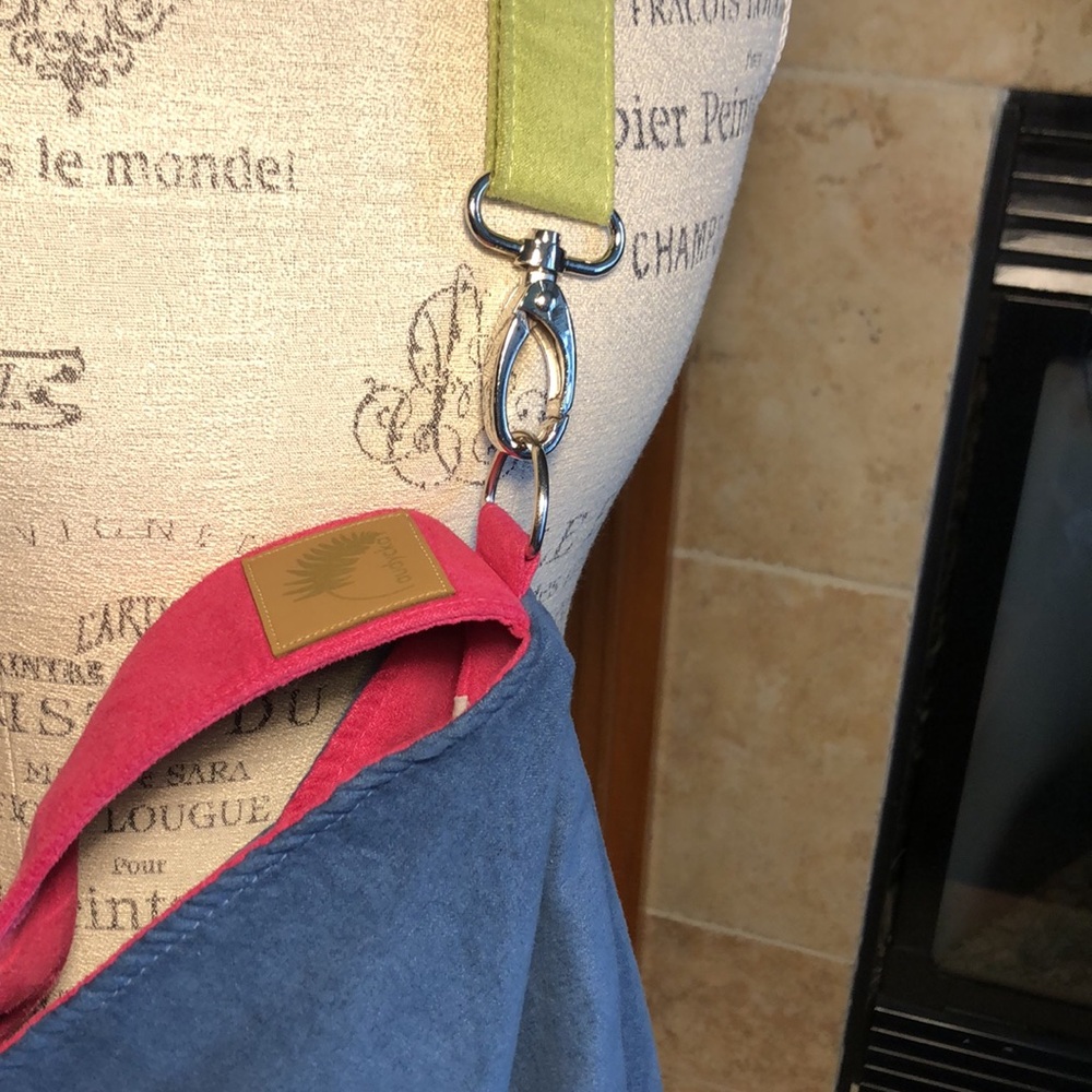 AUDYCKA TOTE SLING BAG SUEDE - Picture 5 of 10